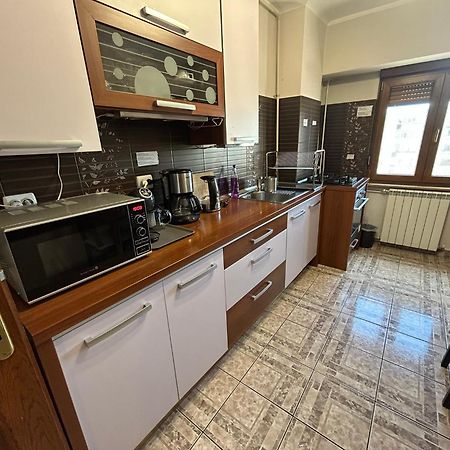 Apart. Premium Ultracentral, 3 Camere Loc Parcare. Ploieşti Exterior foto